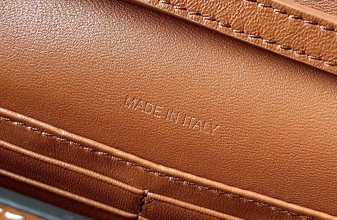 Ce**e wallet on chain triomphe
