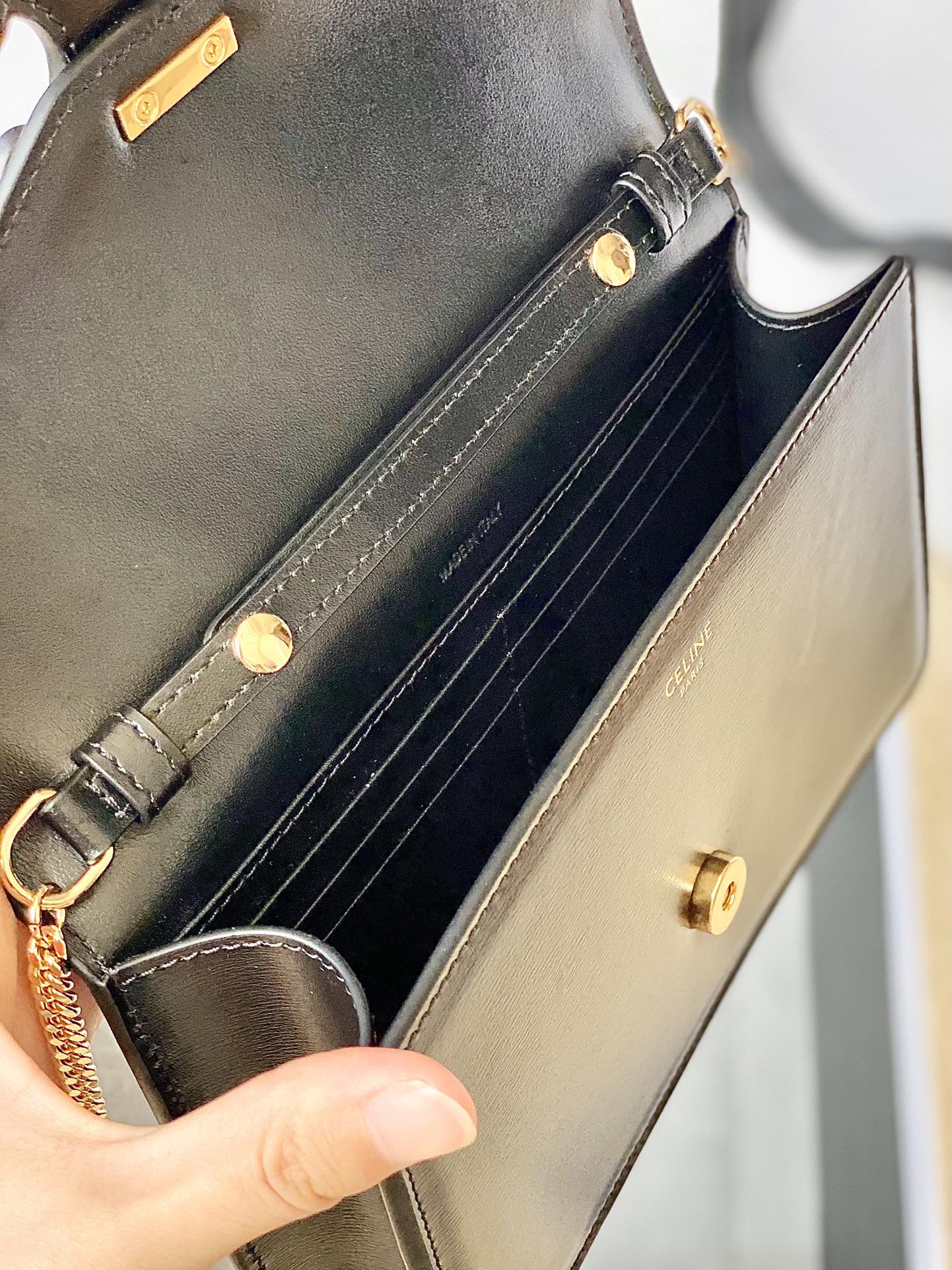 Ce**e wallet on chain triomphe