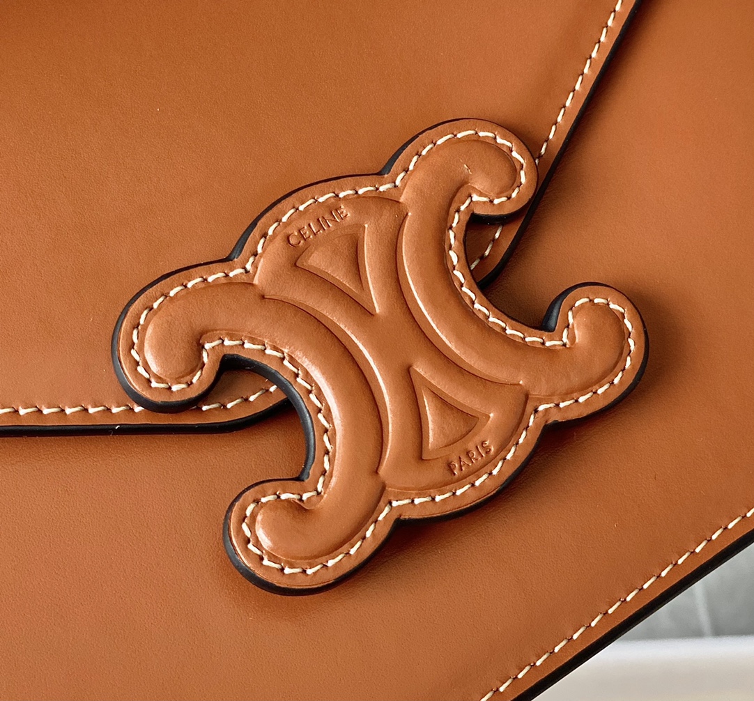 Ce**e wallet on chain triomphe