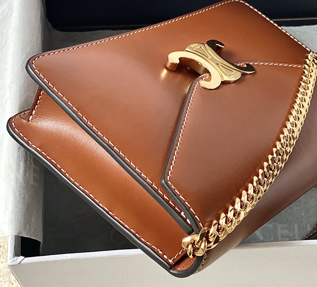Ce**e wallet on chain triomphe