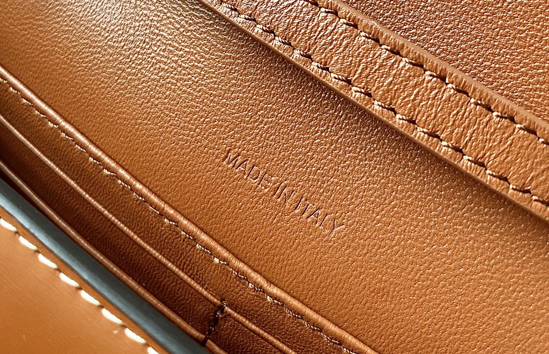 Ce**e wallet on chain triomphe