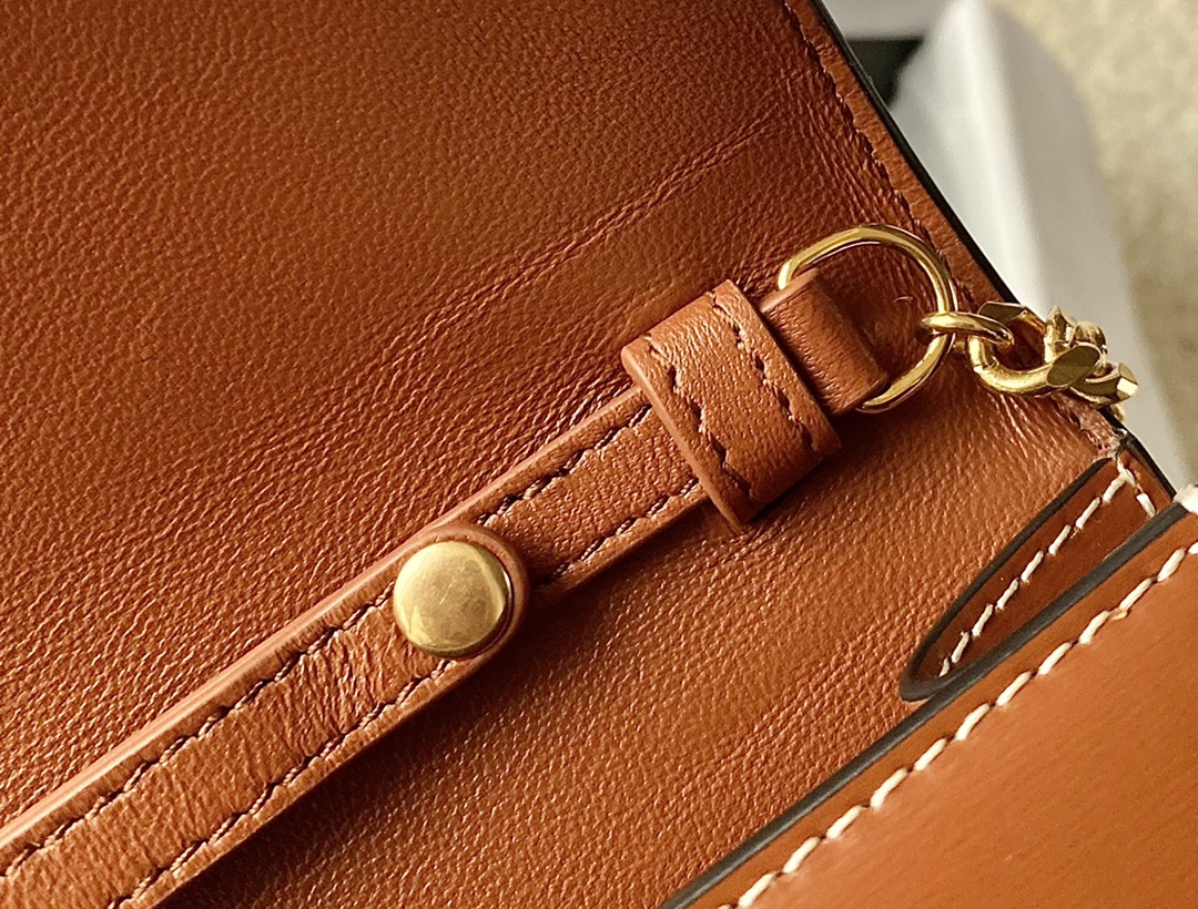 Ce**e wallet on chain triomphe