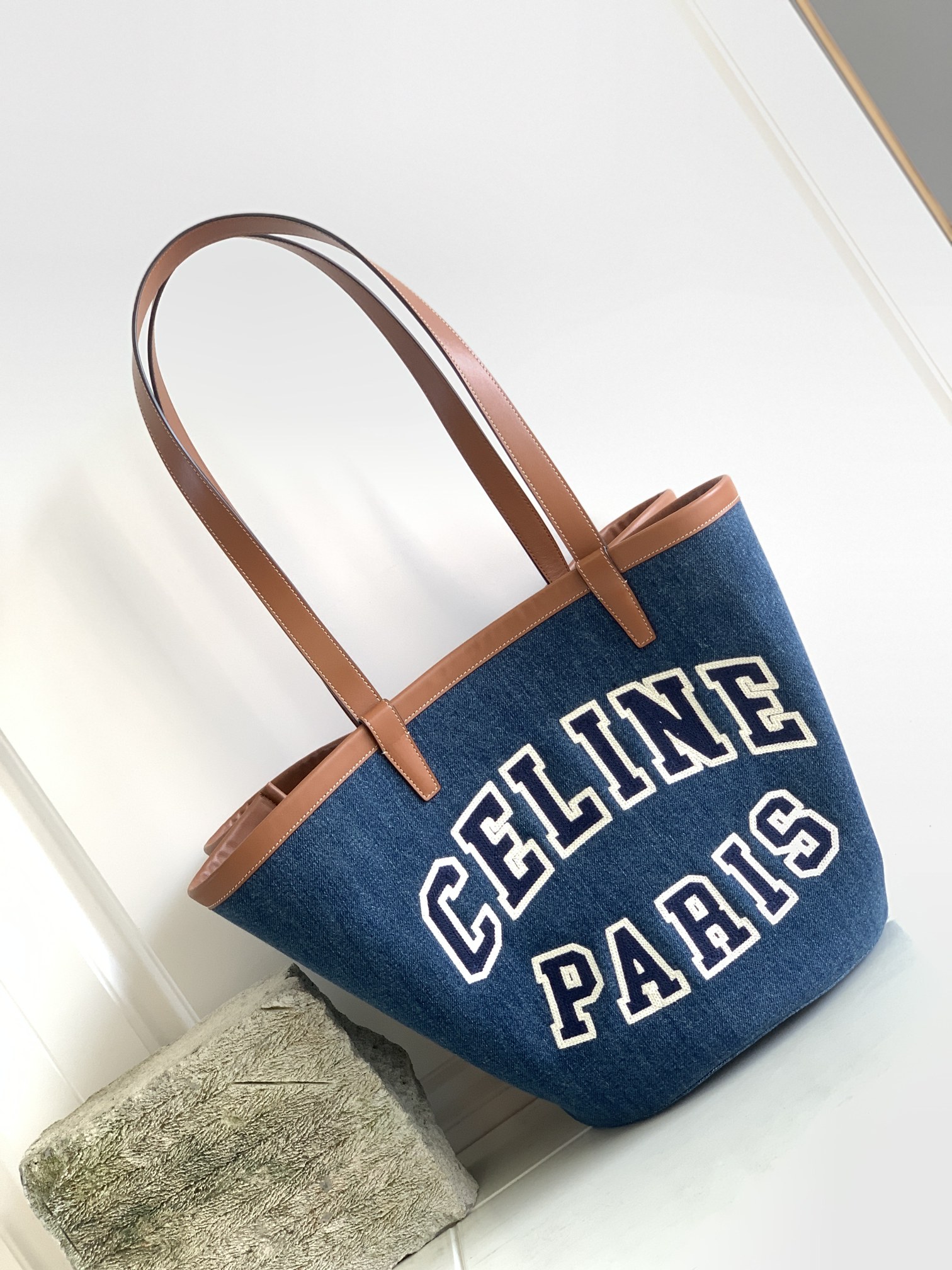 Ce**e large couffin