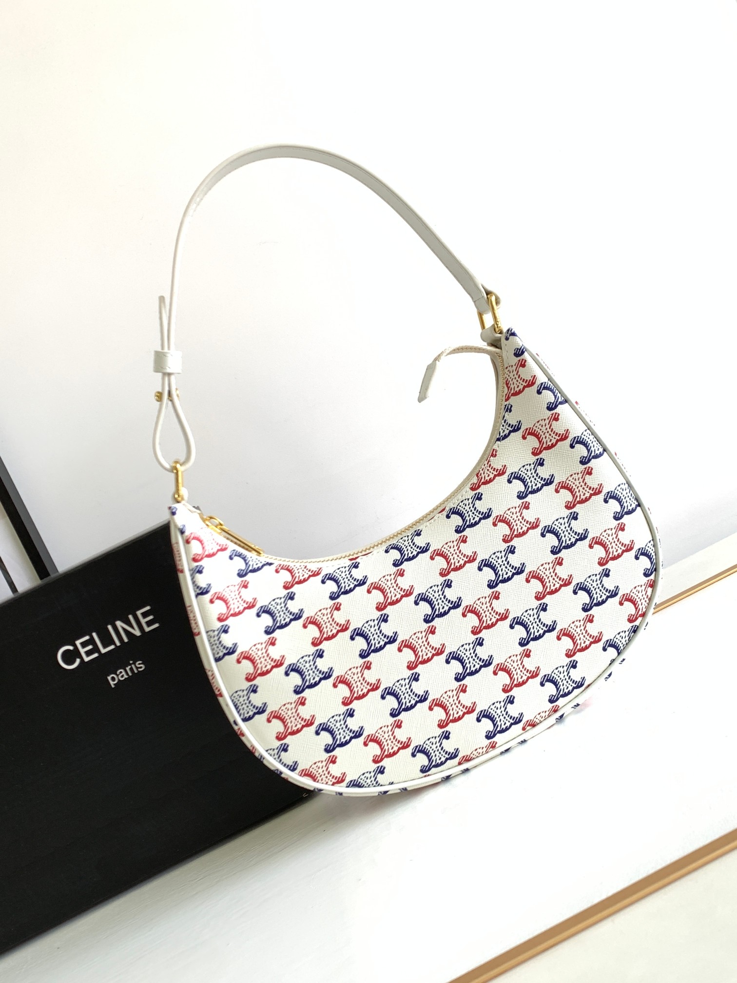Ce**e ava bag