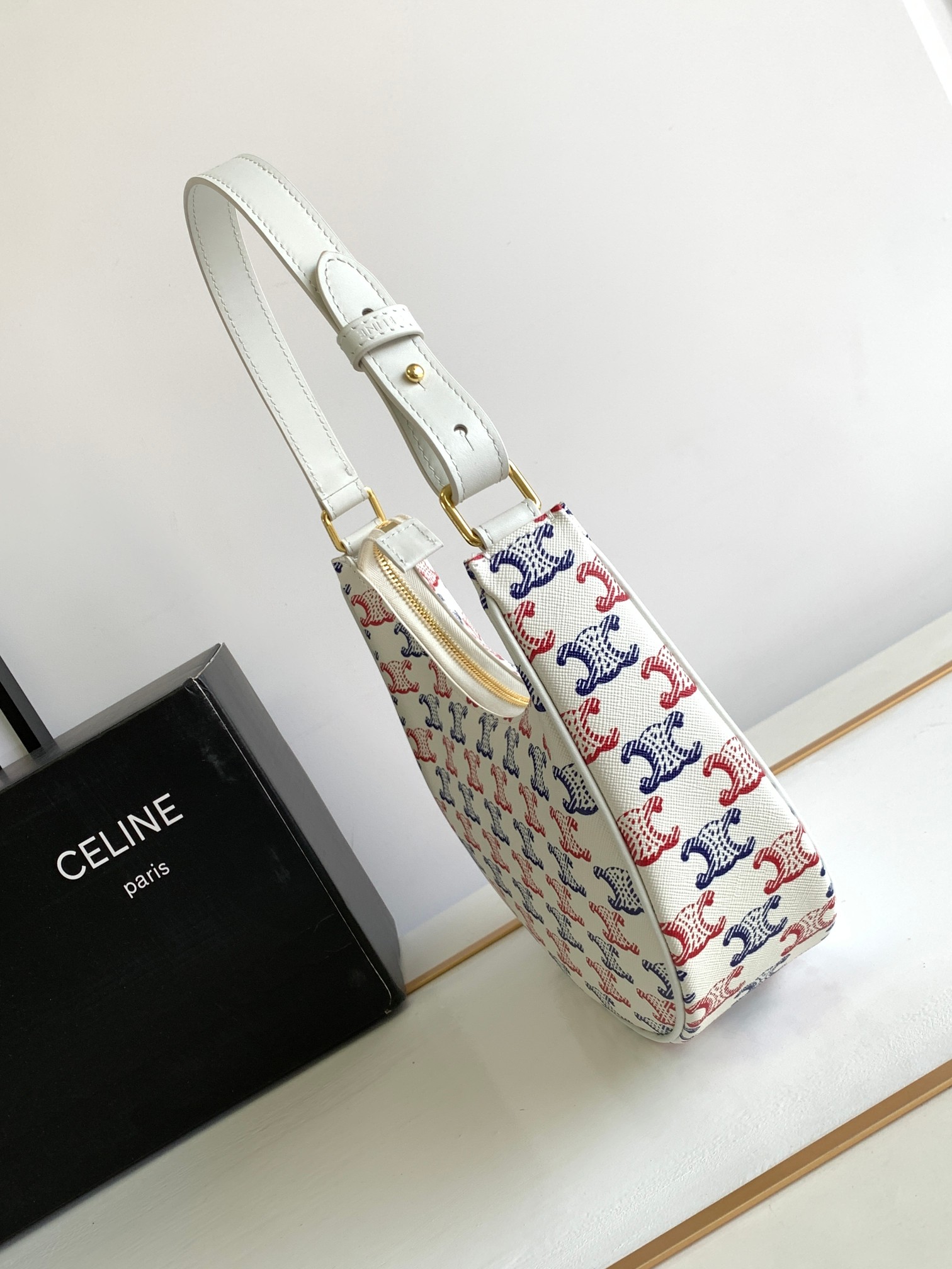 Ce**e ava bag