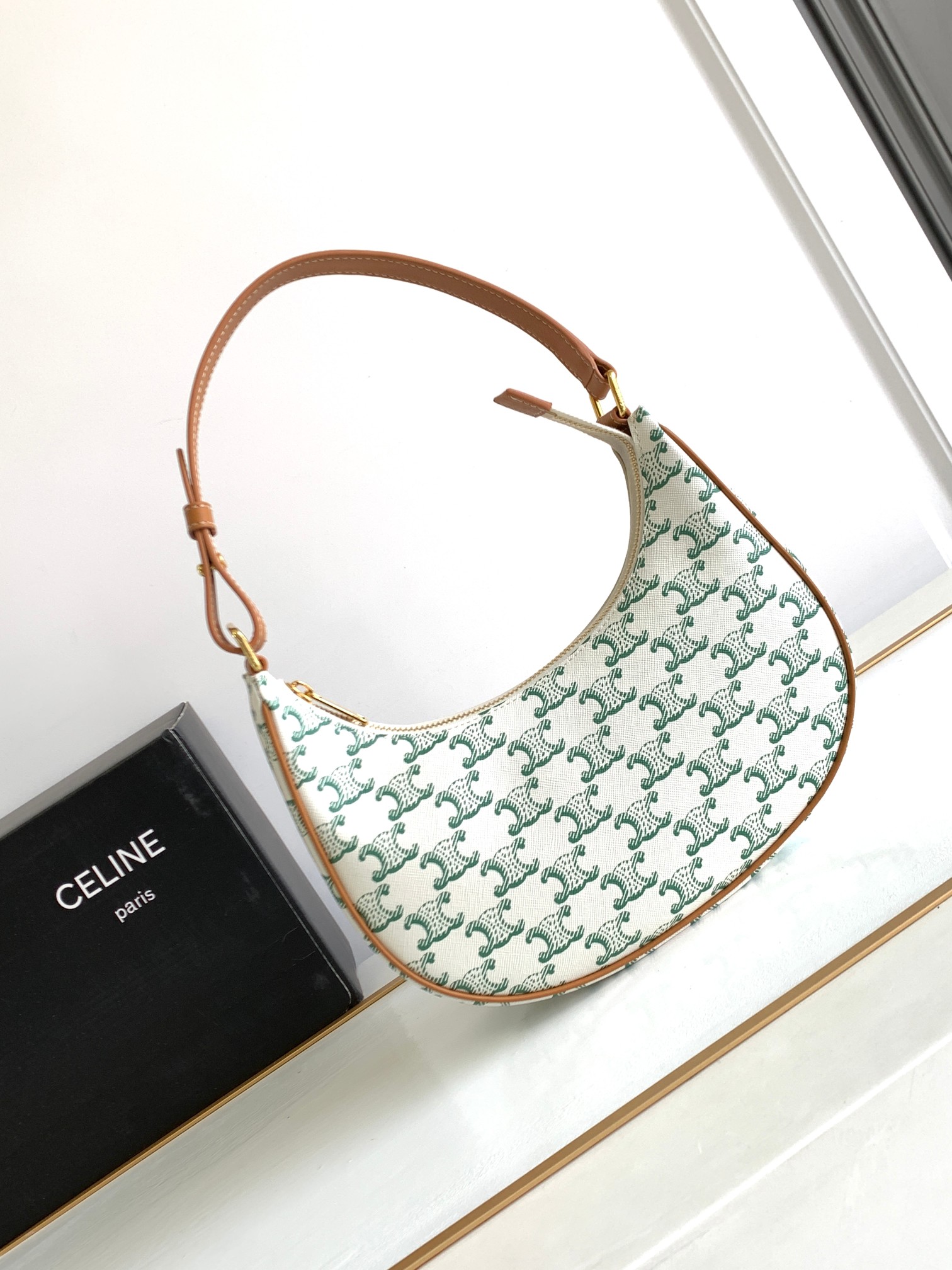 Ce**e ava bag