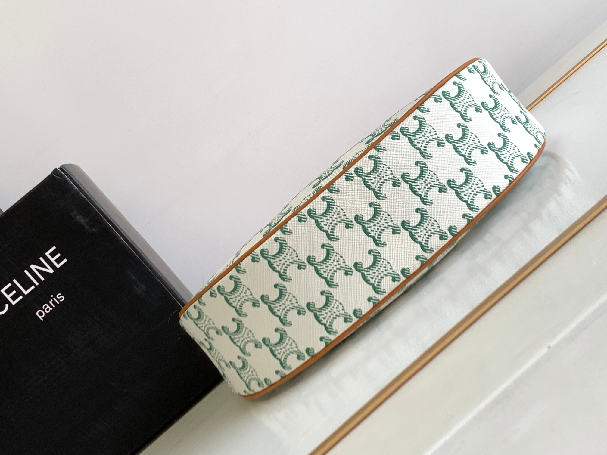 Ce**e ava bag