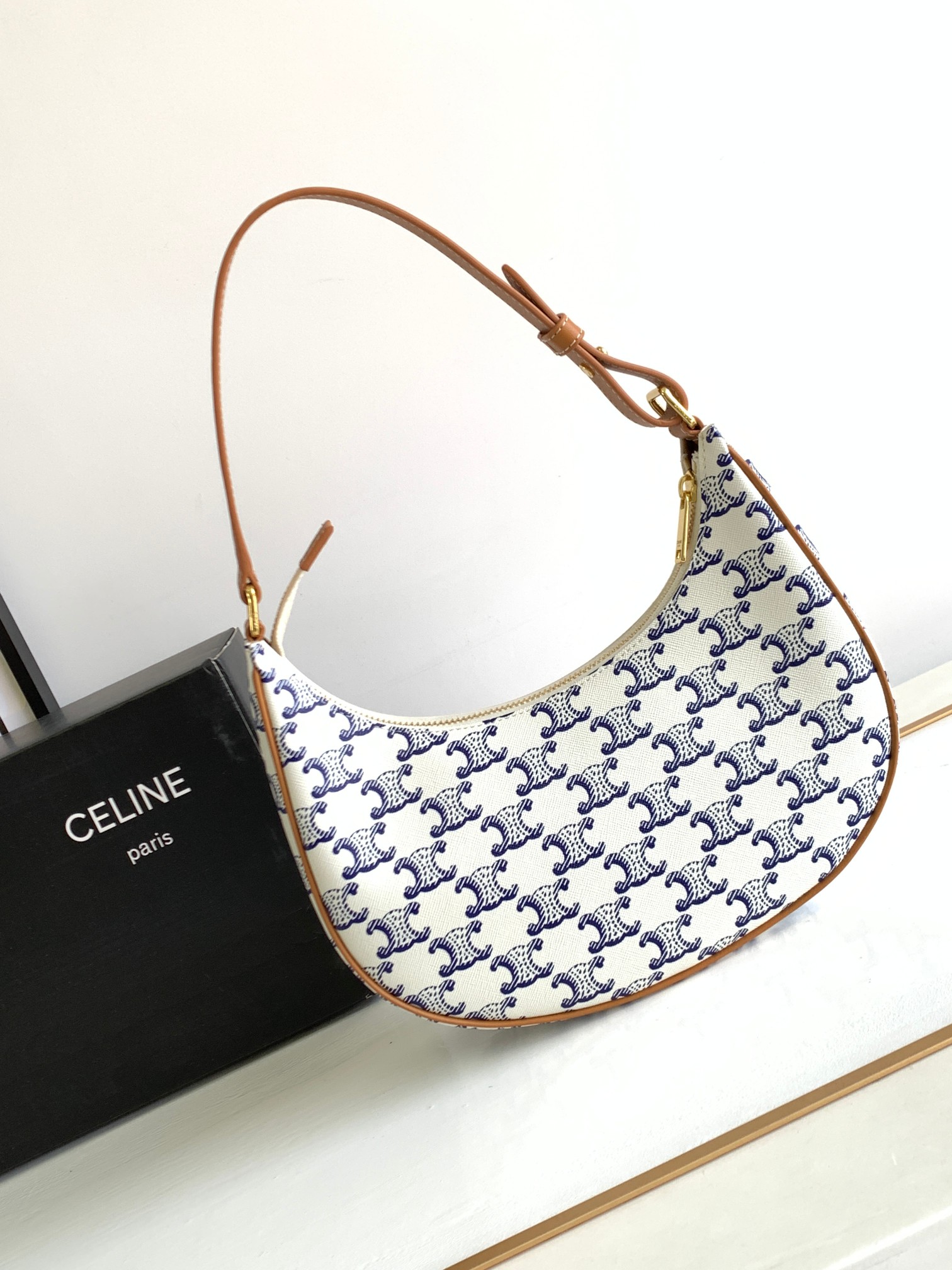 Ce**e ava bag