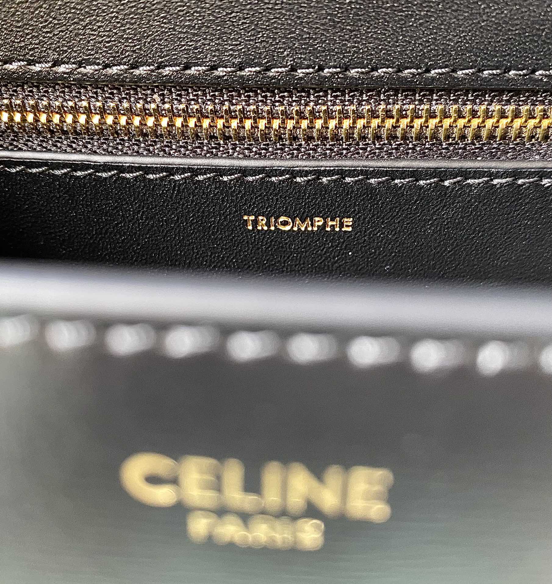 Ce**e besace triomphe bag