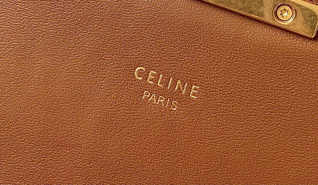 Ce**e classique triomphe bag