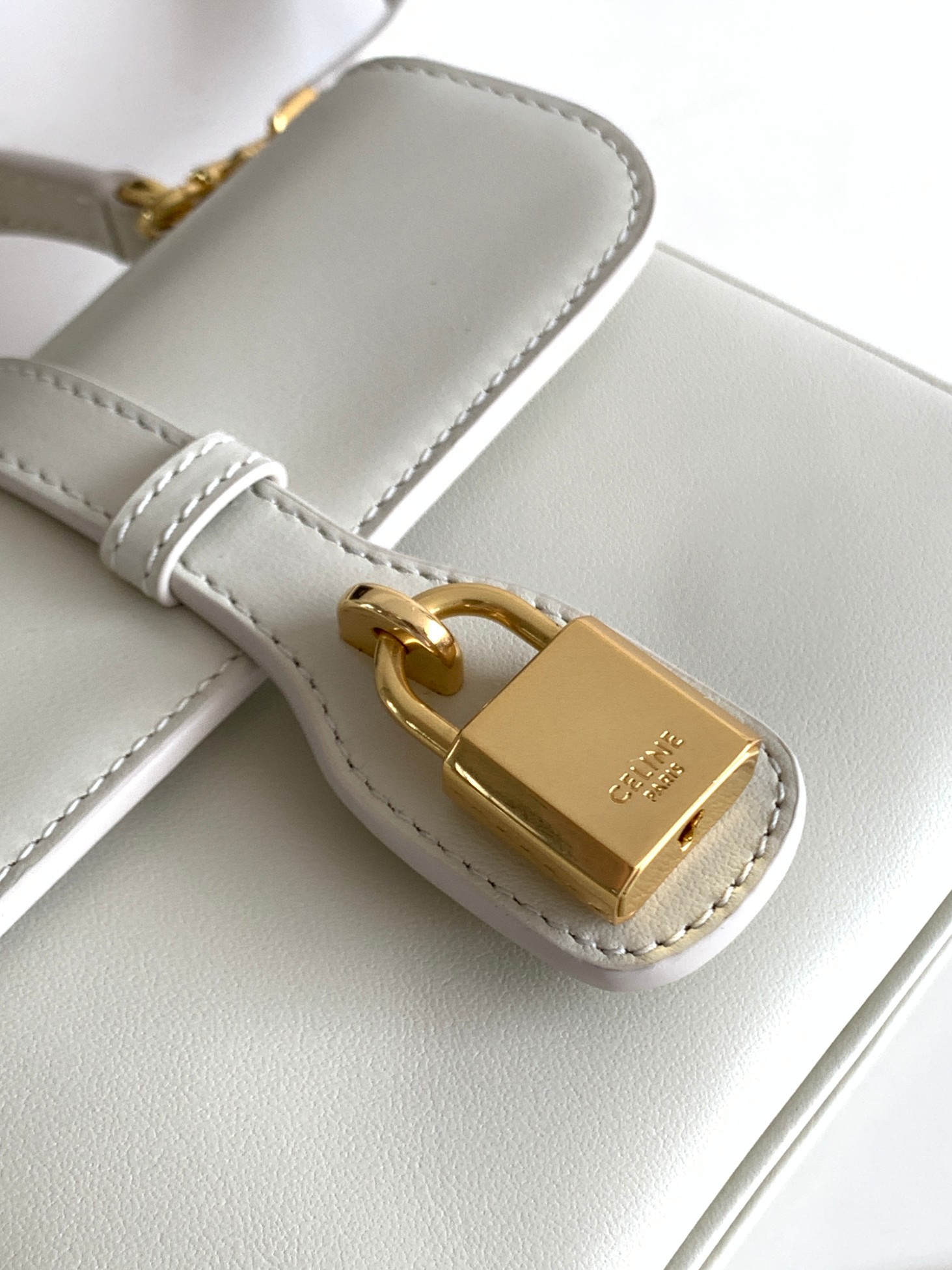 Ce**e tabou mini bag