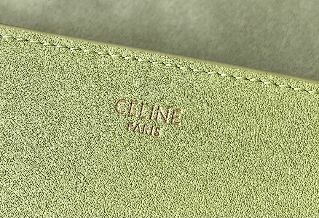 Ce**e folco cuir triomphe
