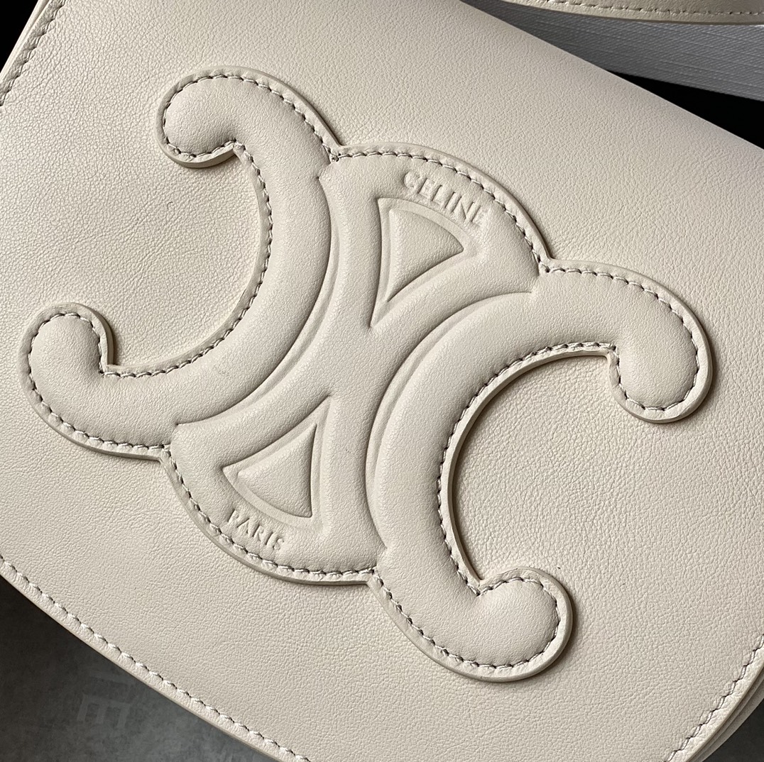 Ce**e folco cuir triomphe