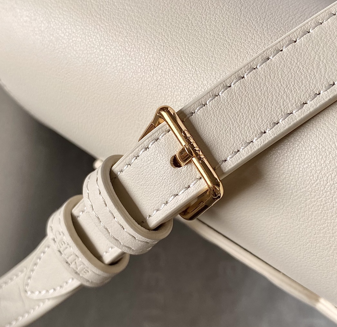 Ce**e folco cuir triomphe