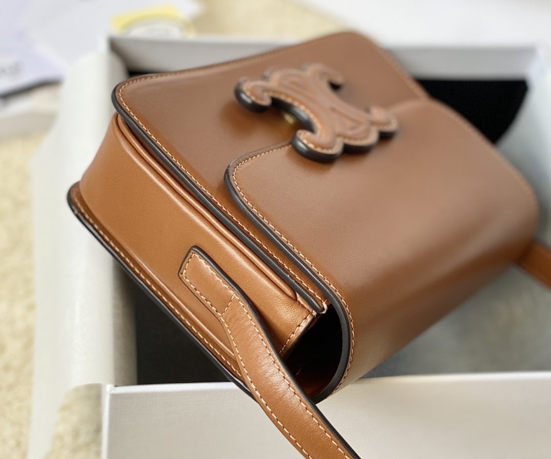 Ce**e cuir triomphe