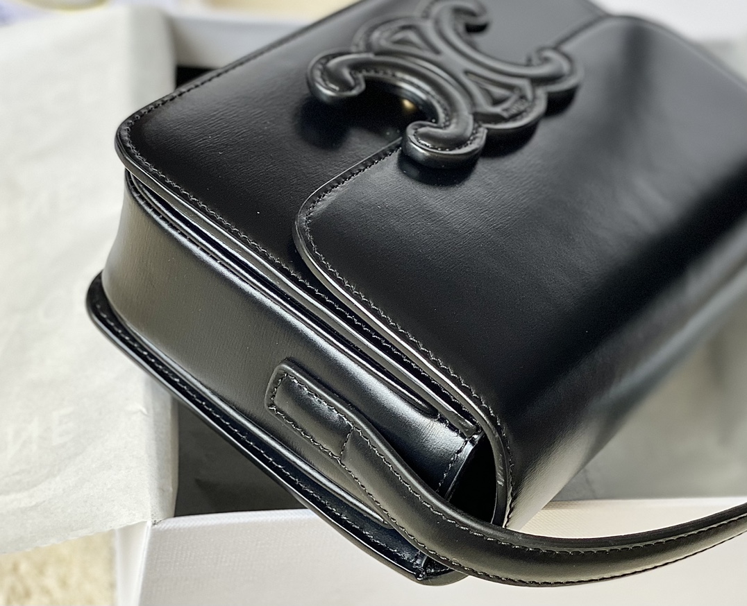 Ce**e cuir triomphe