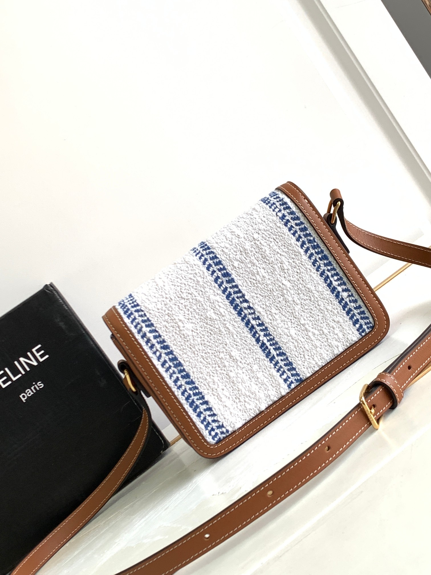 Ce**e teen triomphe bag