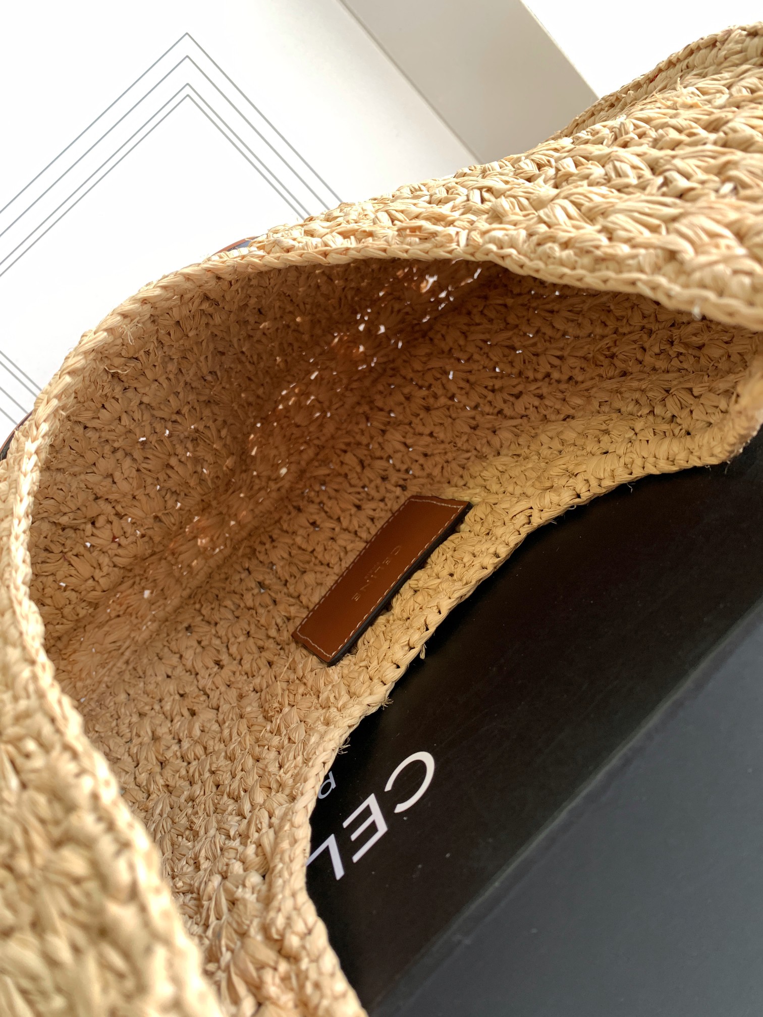 Ce**e classic panier hobo bag in raffia and calfskin