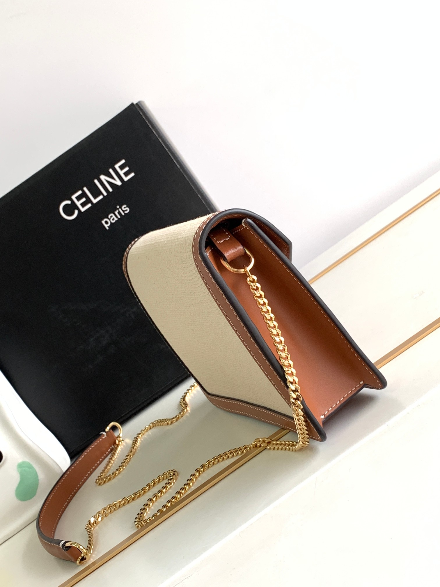 Ce**e wallet on chain triomphe