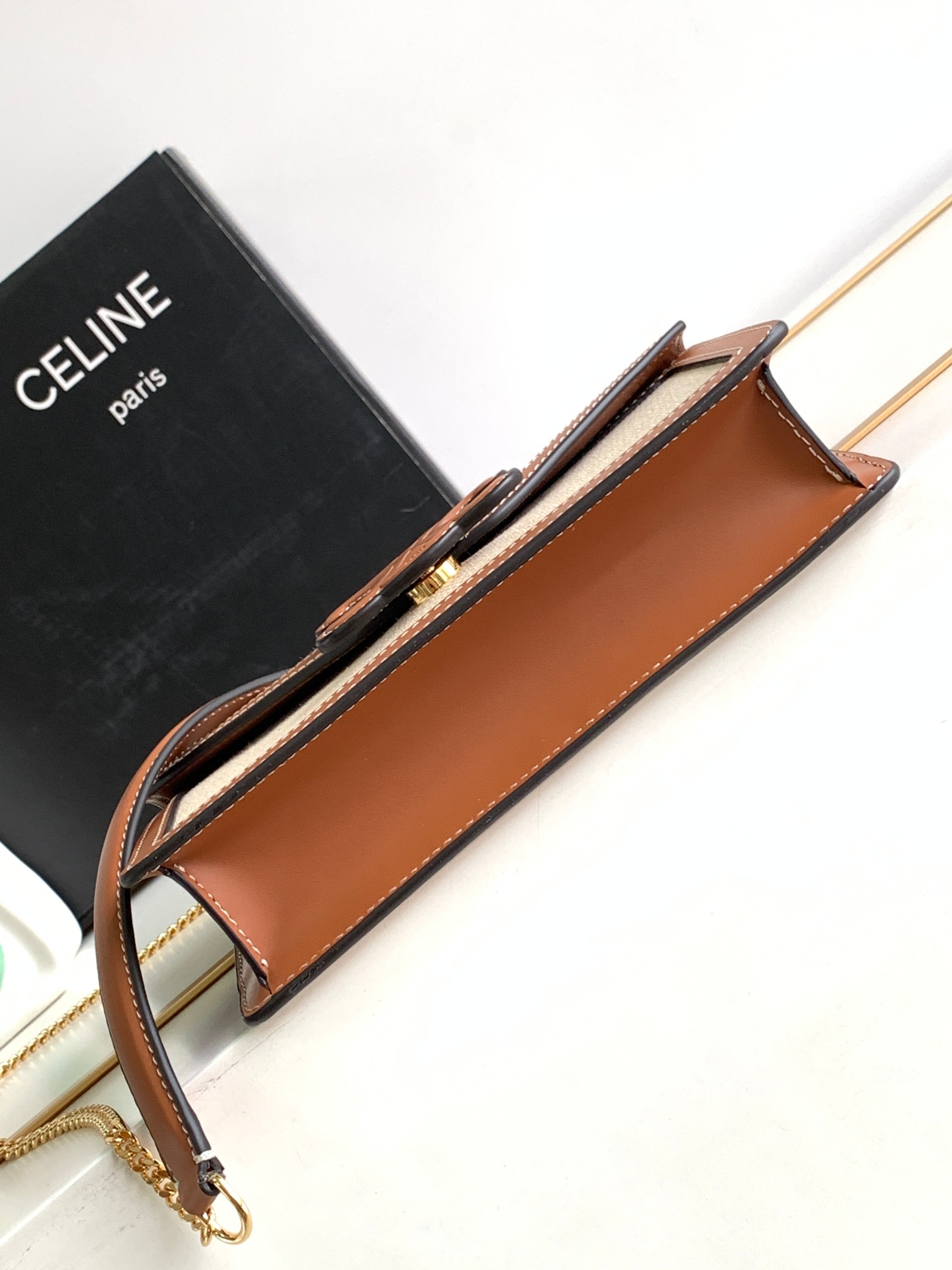 Ce**e wallet on chain triomphe