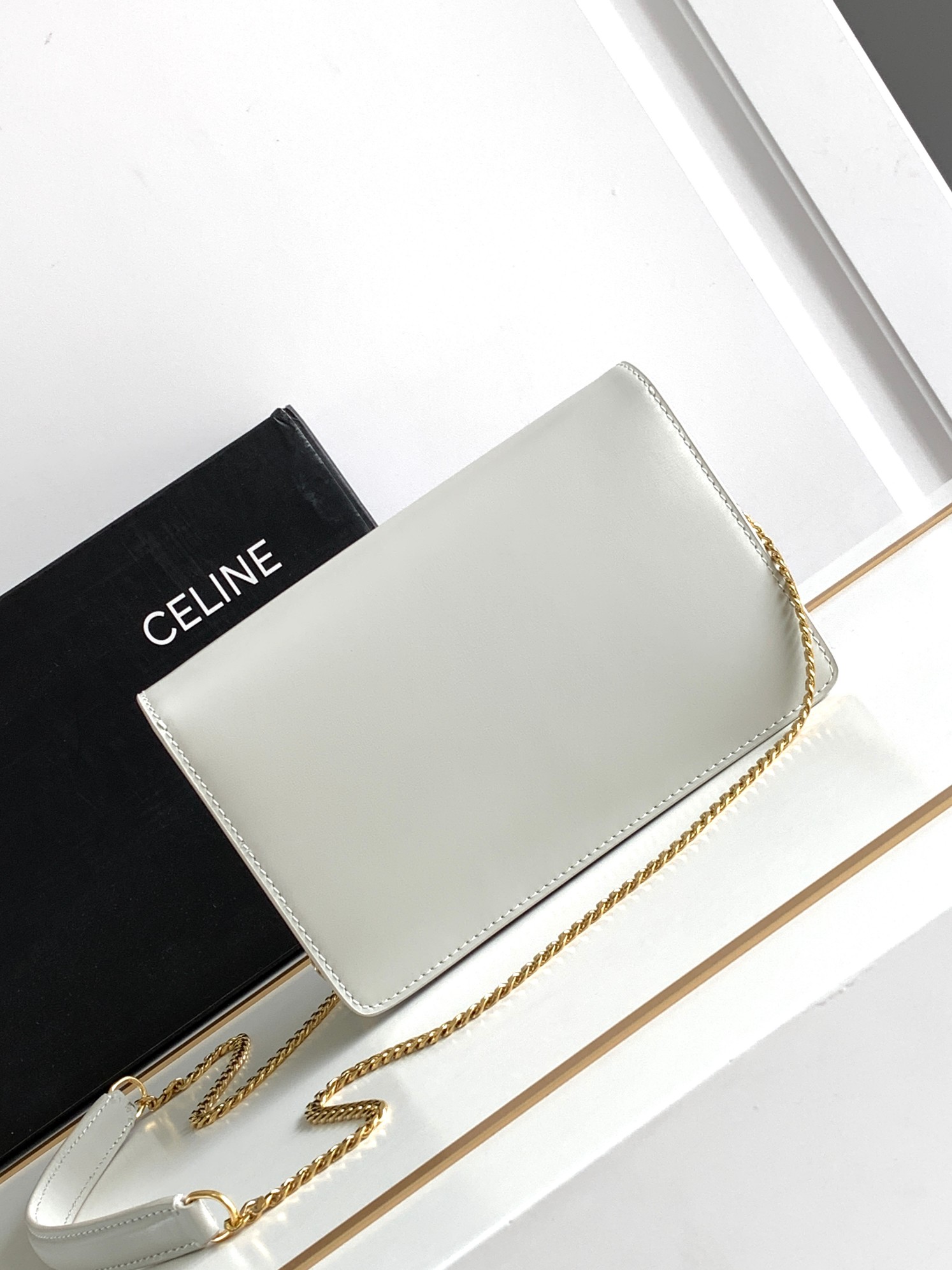 Ce**e wallet on chain triomphe