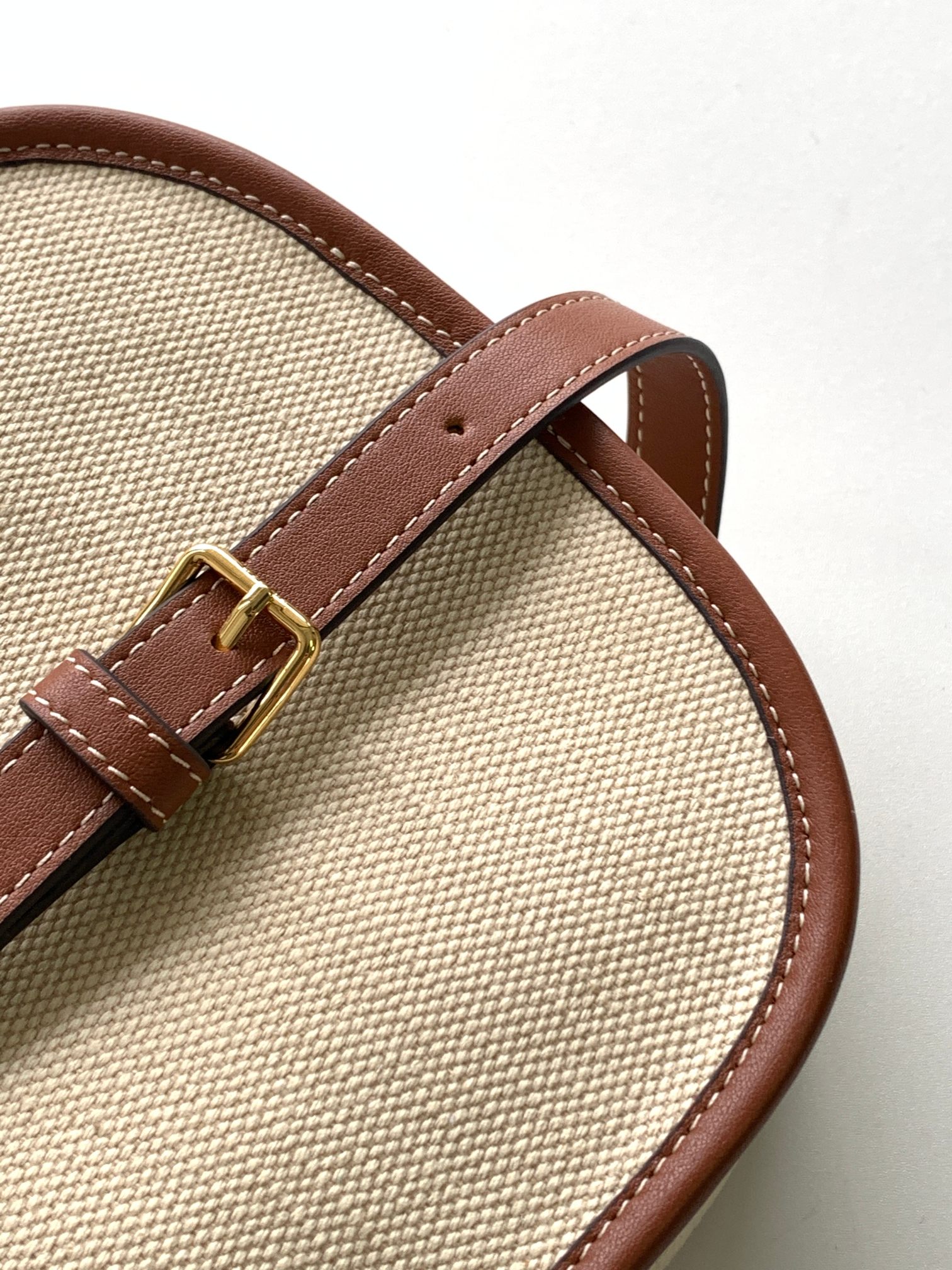 Ce**e folco cuir triomphe