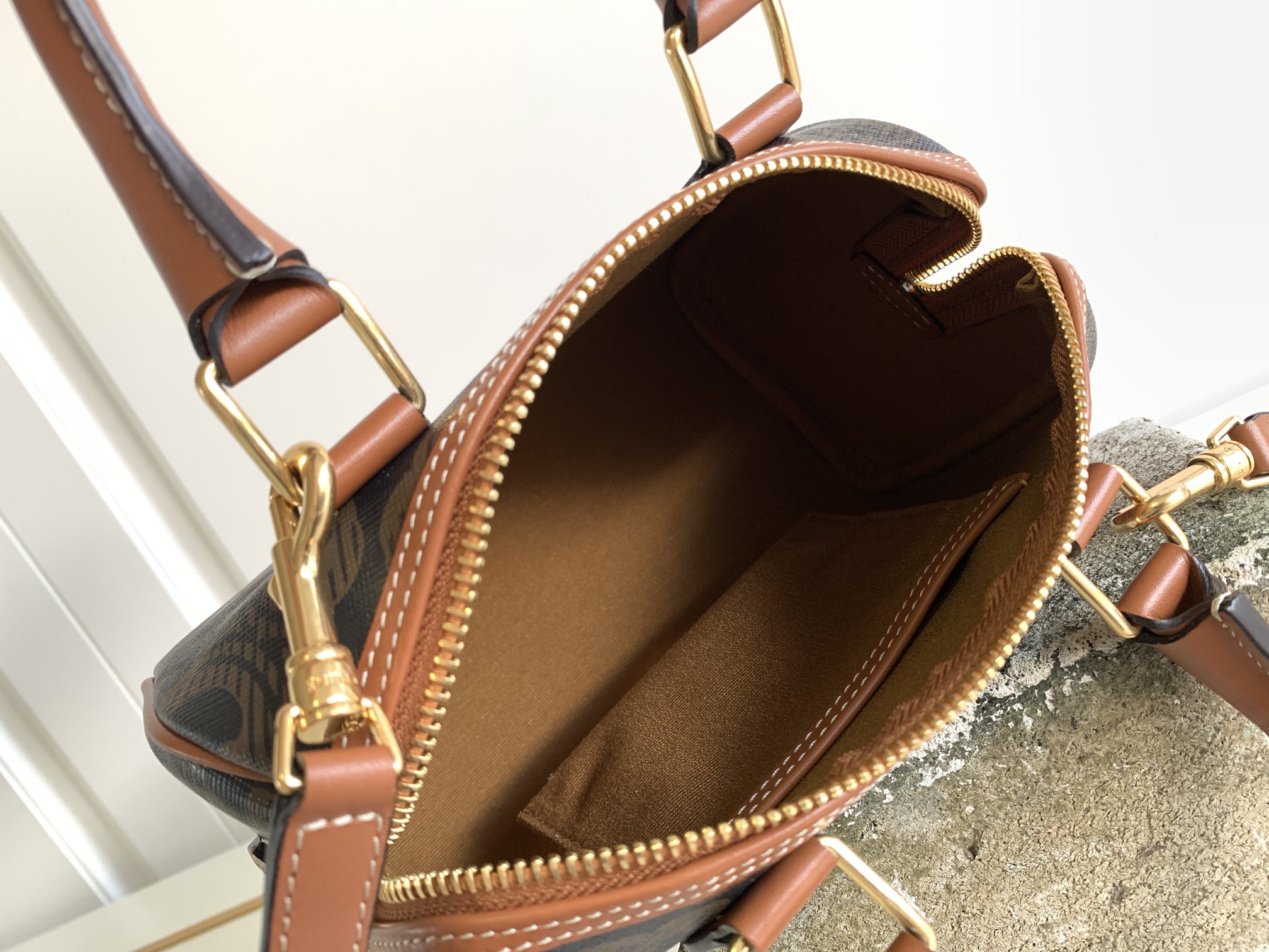 SMALL BOSTON CUIR TRIOMPHE