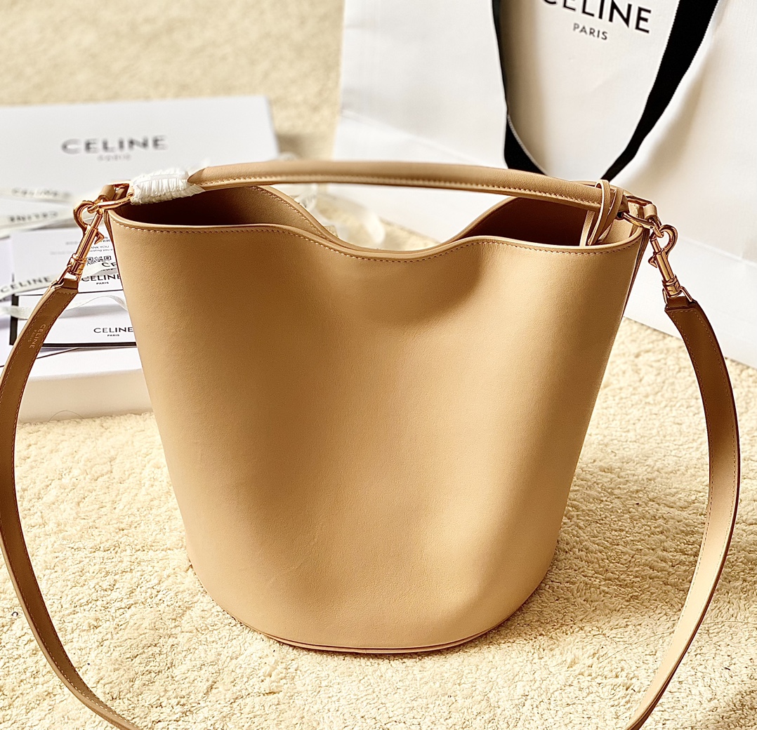 Ce**e bucket 16