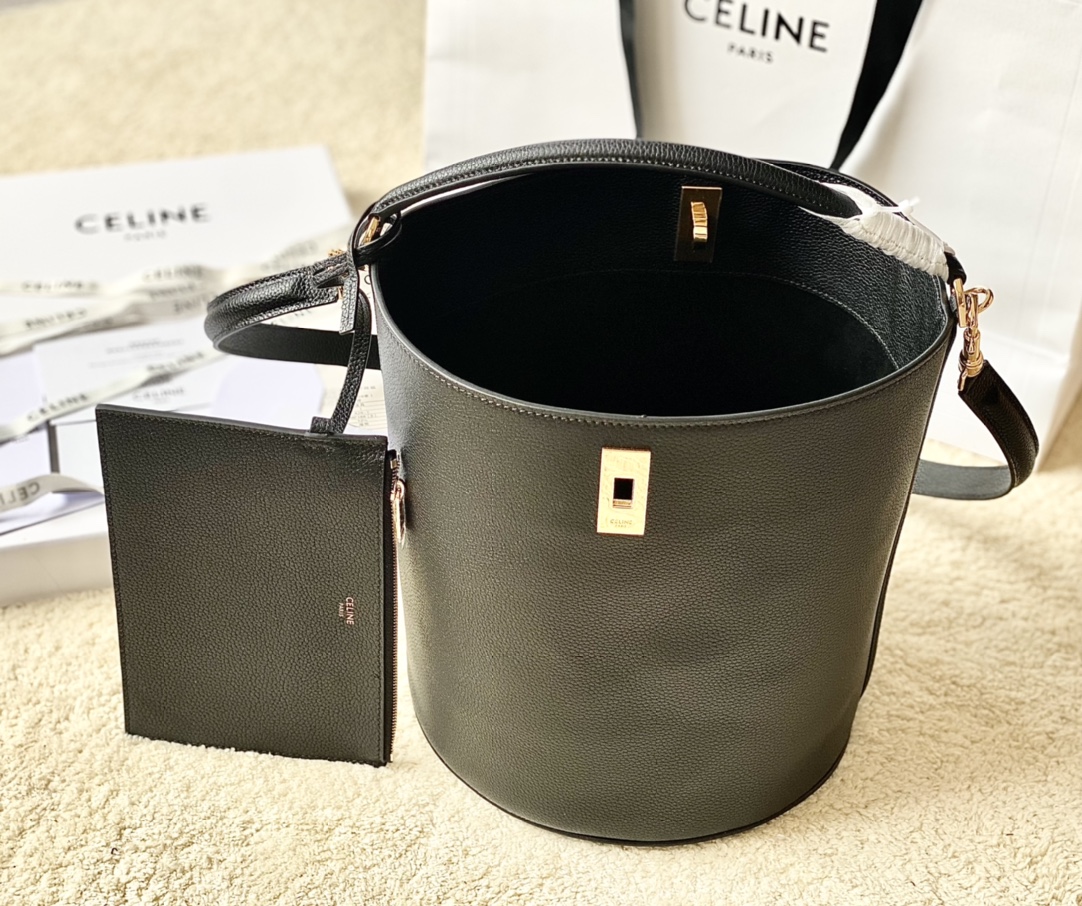 Ce**e bucket 16