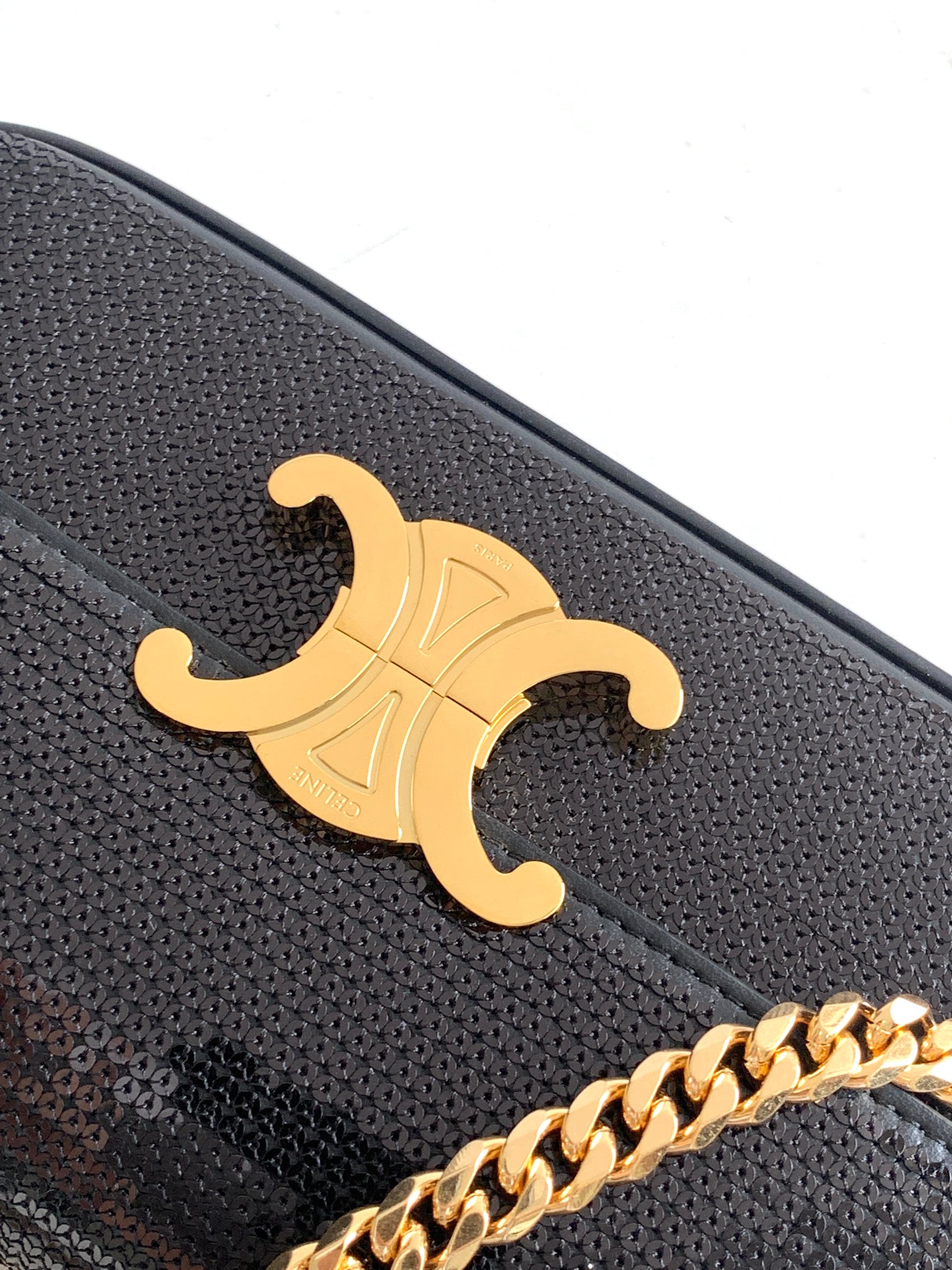 Ce**e chain shoulder bag triomphe