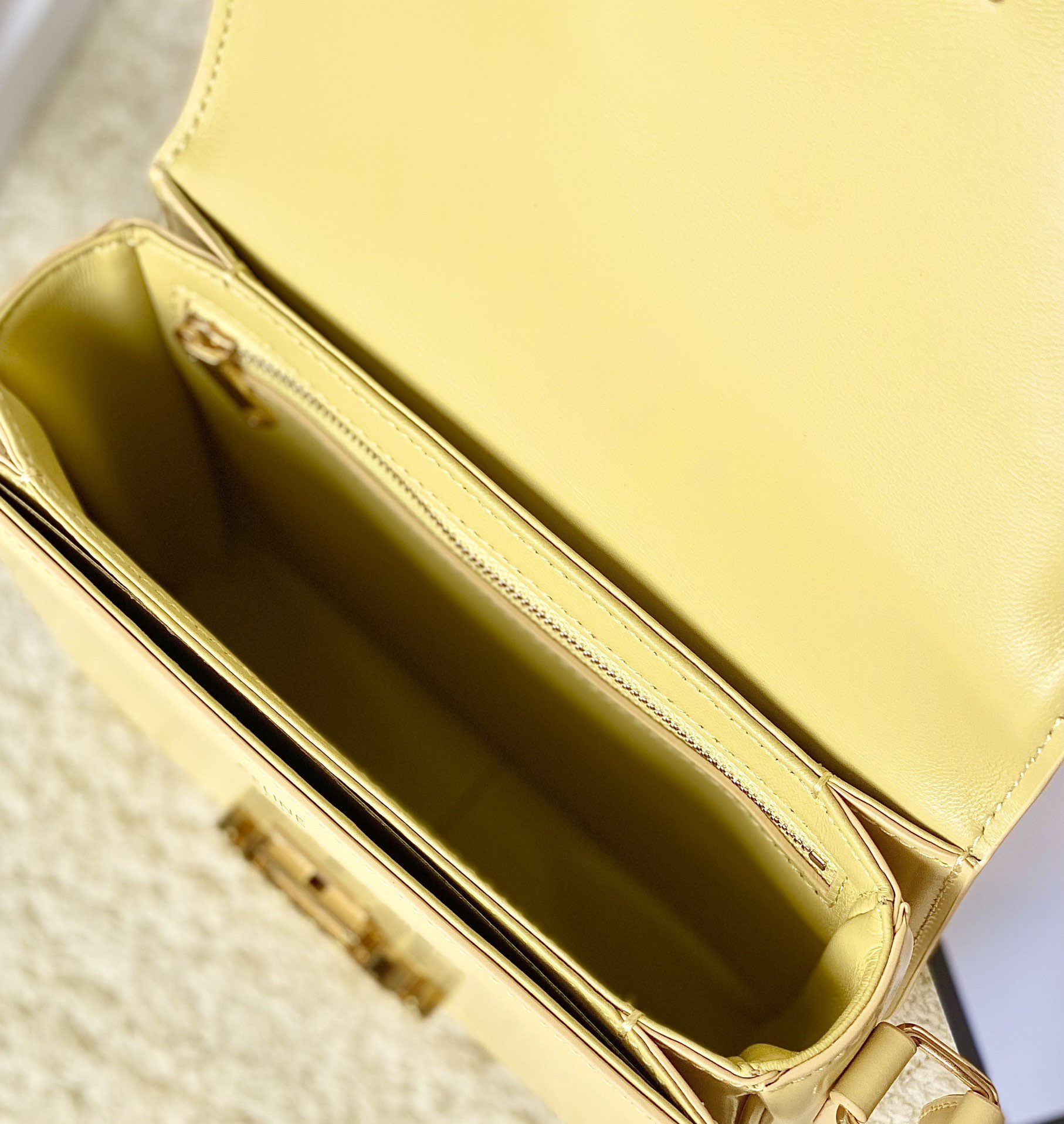 Ce**e teen triomphe bag