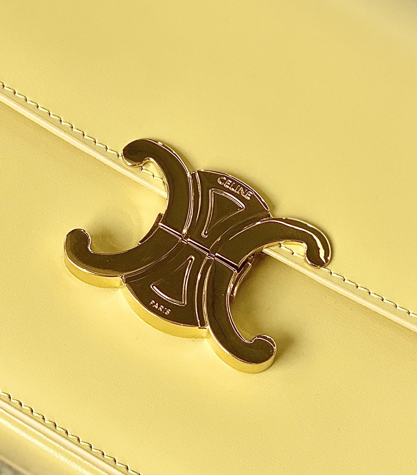 Ce**e teen triomphe bag