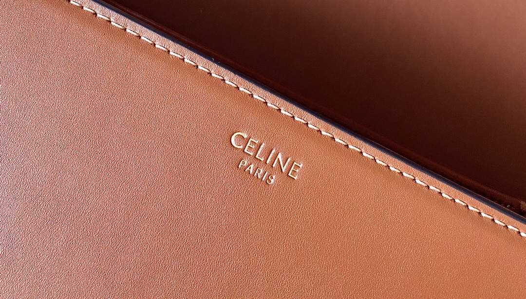 Ce**e teen triomphe bag