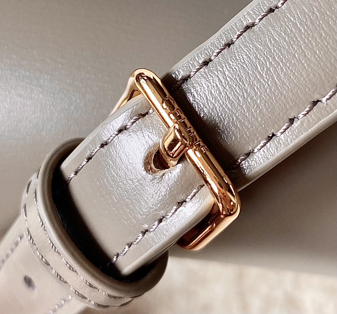 Ce**e teen triomphe bag
