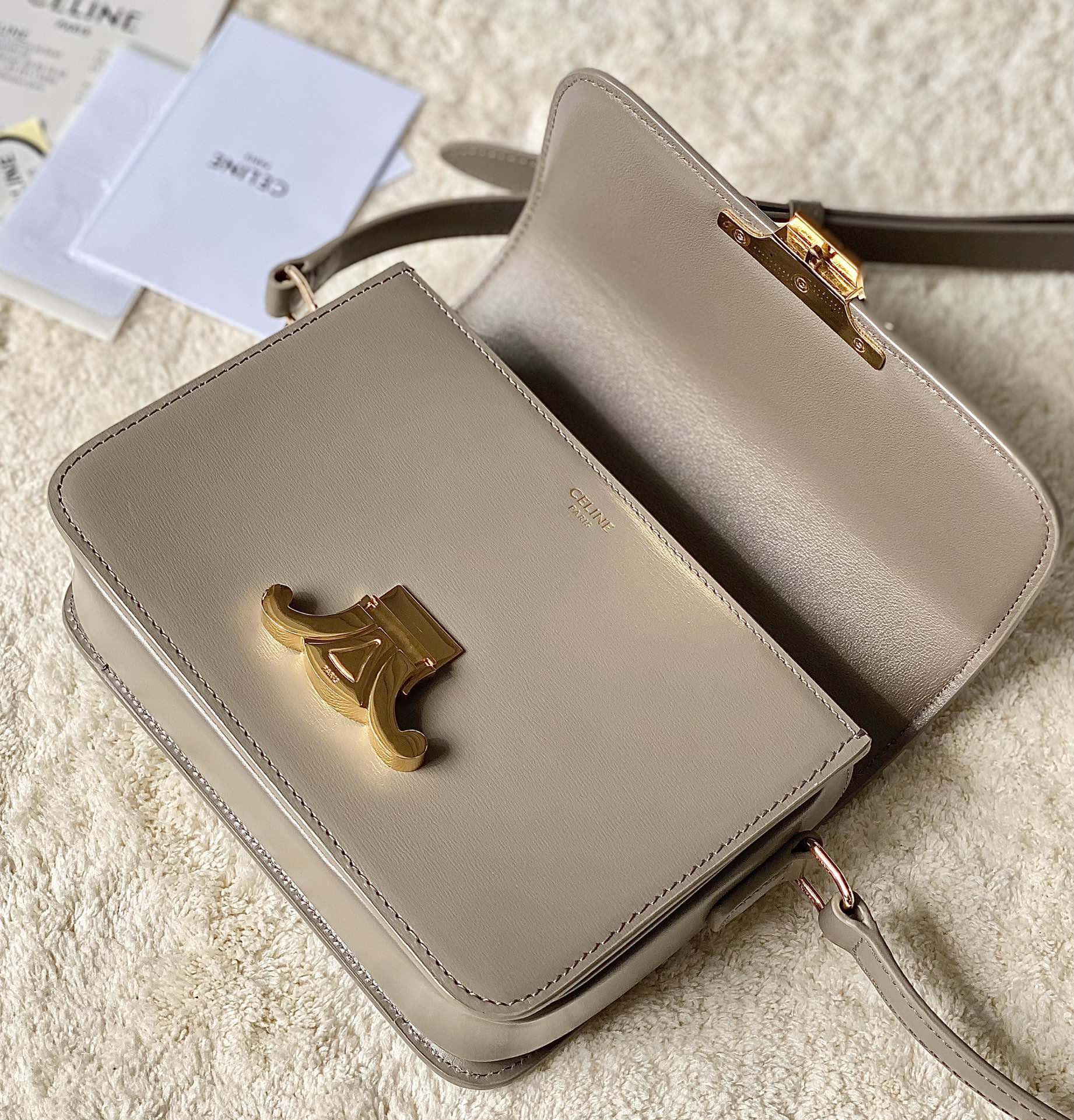 Ce**e teen triomphe bag