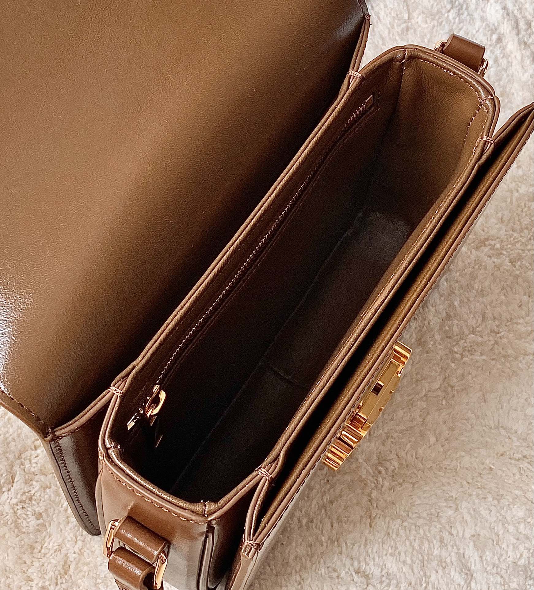 Ce**e teen triomphe bag