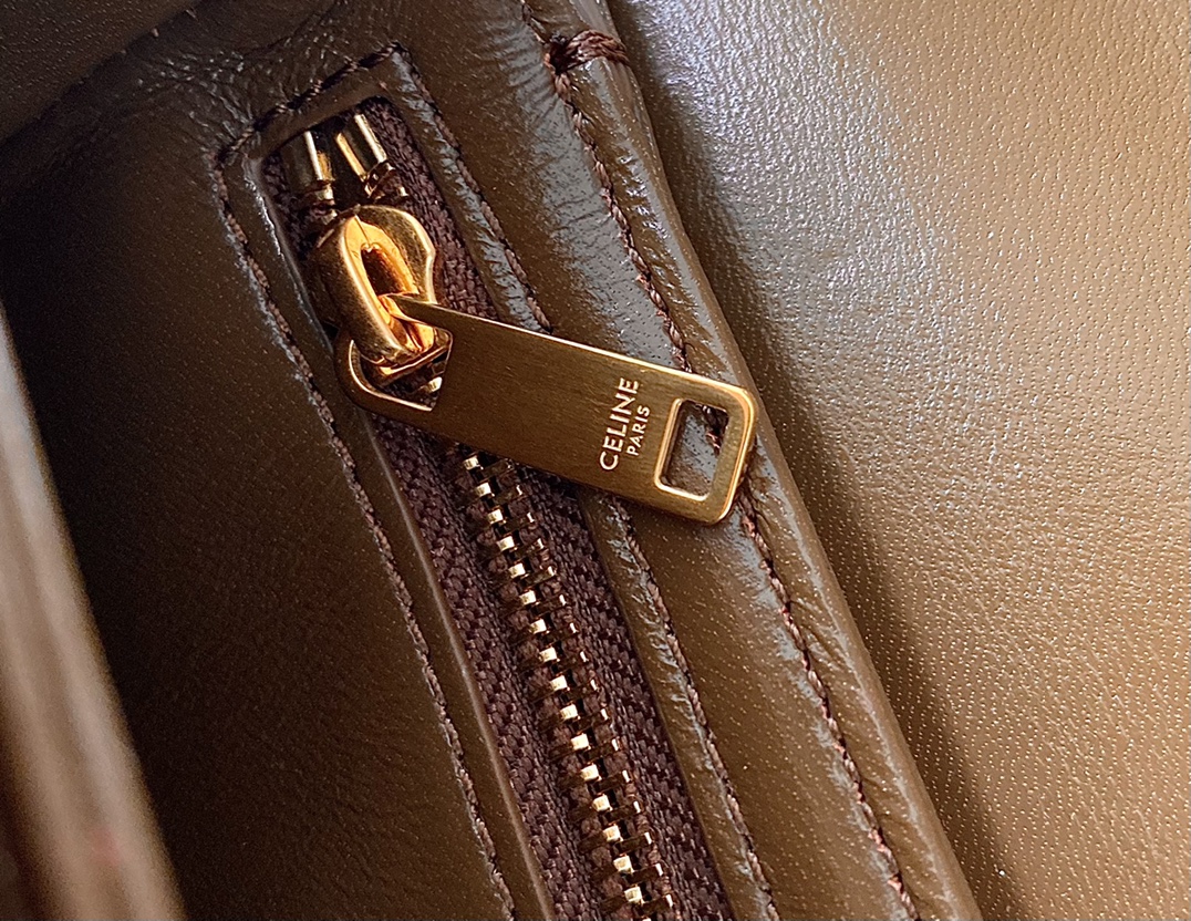 Ce**e teen triomphe bag