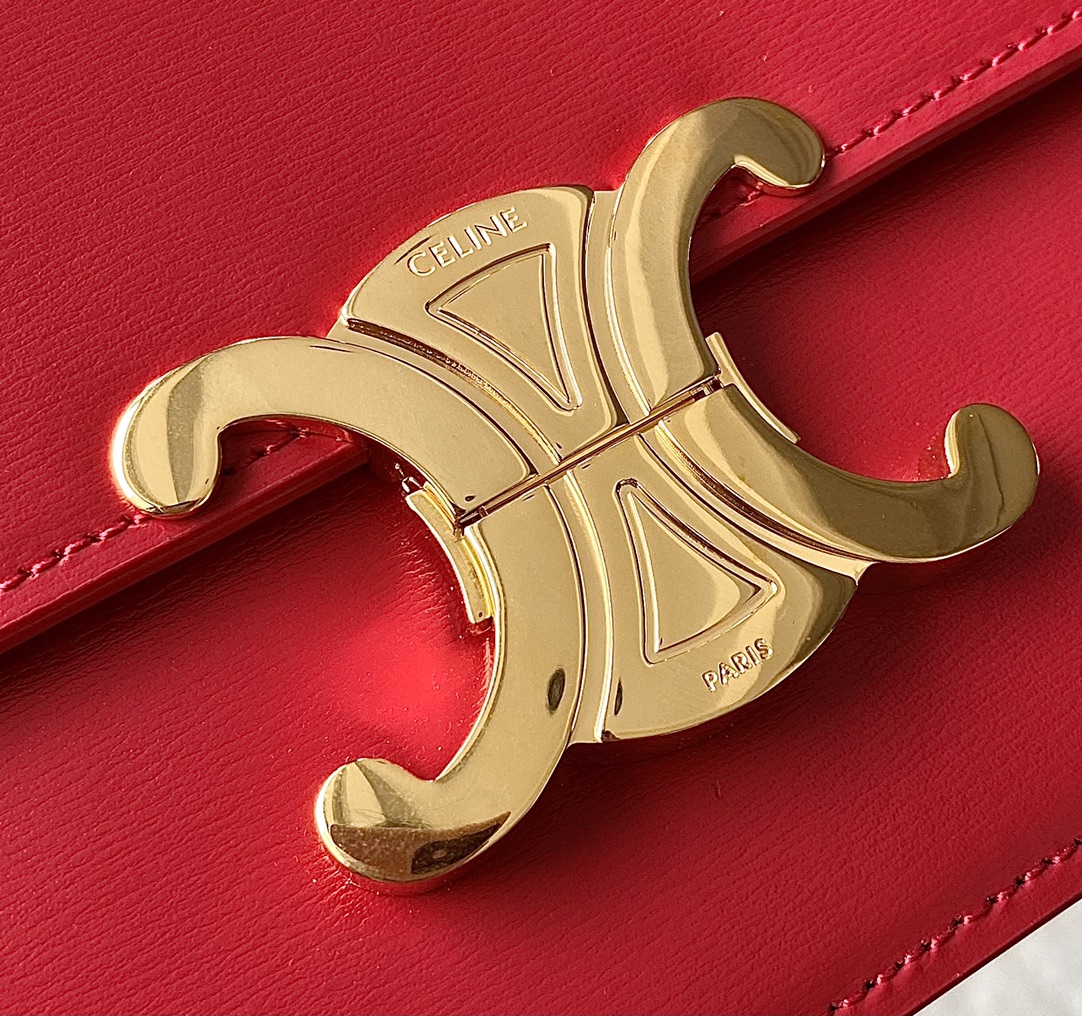 Ce**e teen triomphe bag