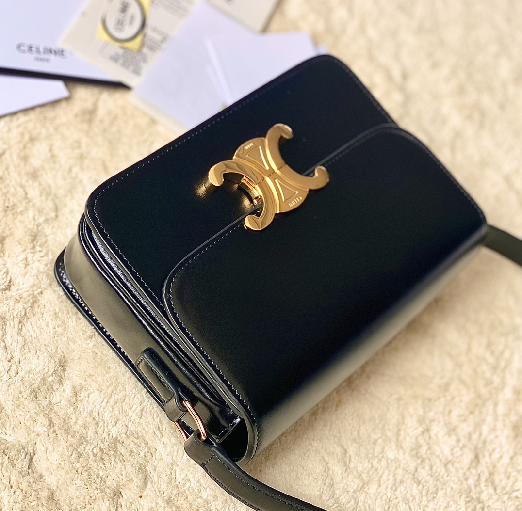 Ce**e teen triomphe bag