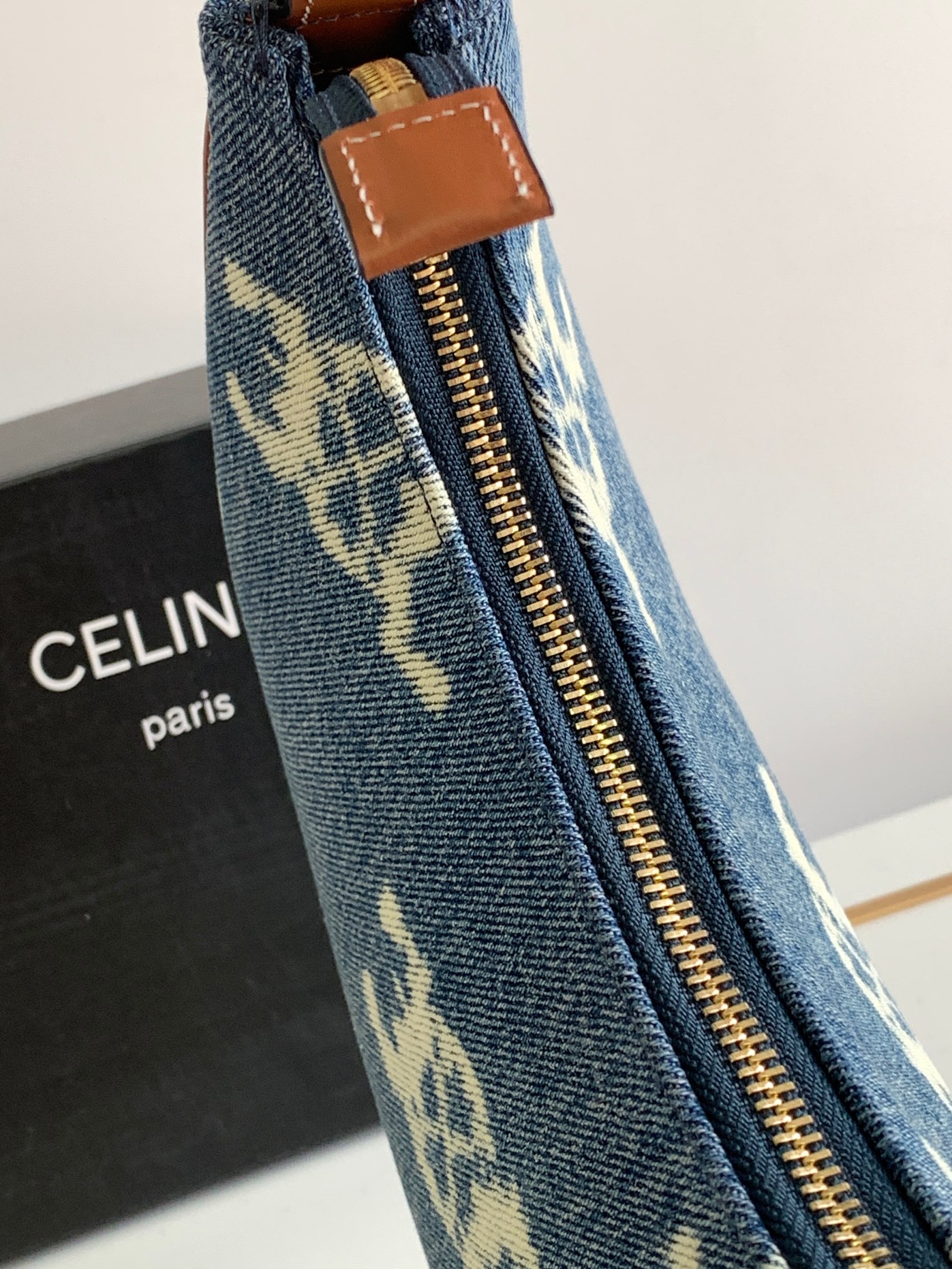 Ce**e ava bag