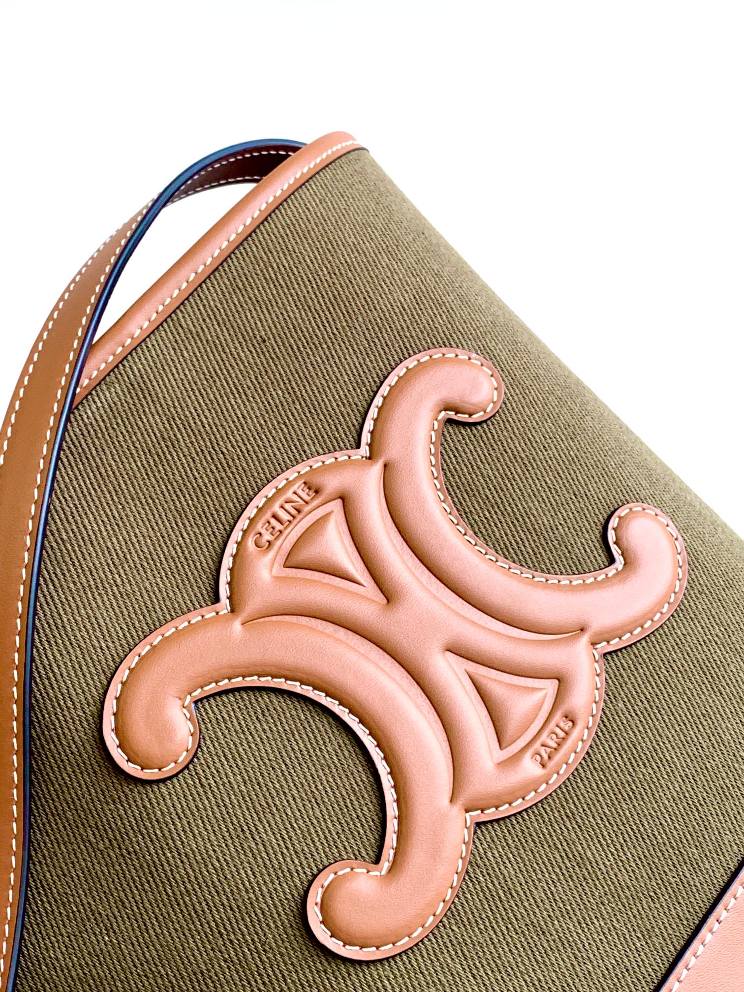 Ce**e small bucket cuir triomphe