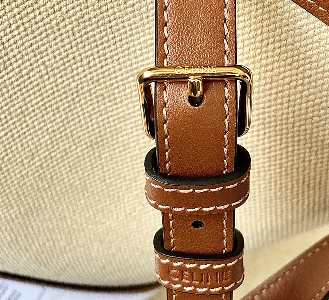 Ce**e bucket cuir triomphe bag