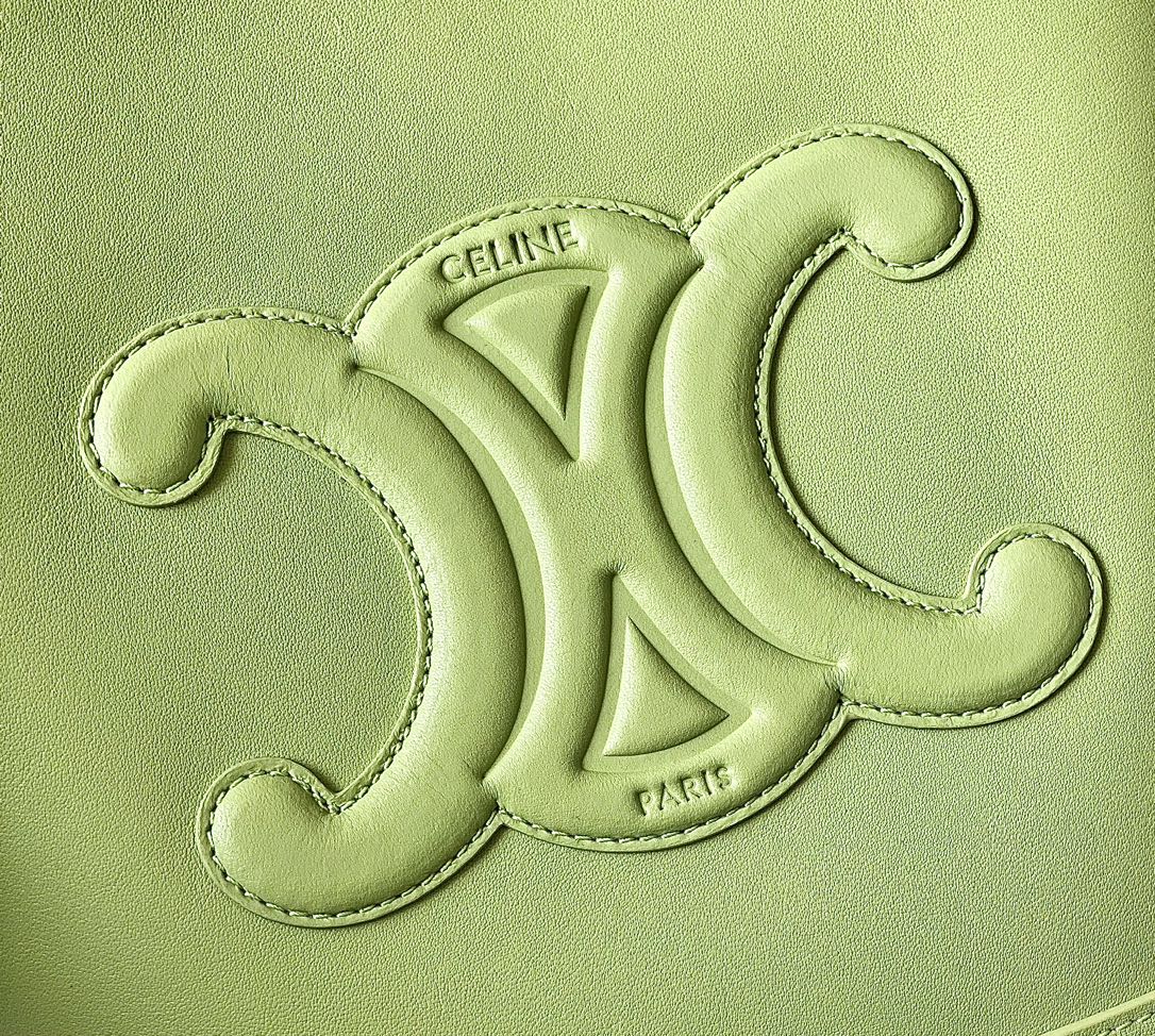 Ce**e bucket cuir triomphe bag