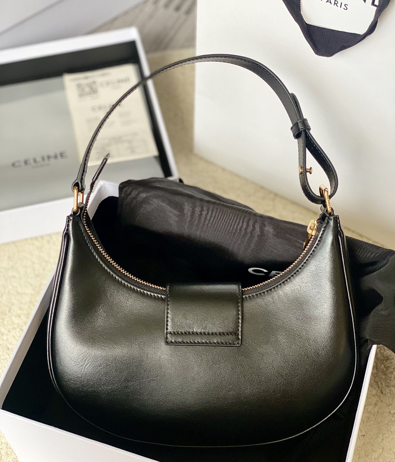 Ce**e ava triomphe soft bag