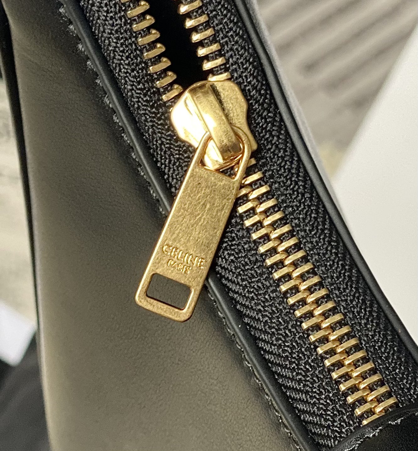 Ce**e ava triomphe soft bag