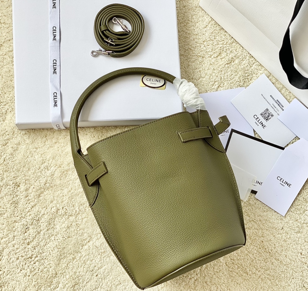 Ce**e small bucket bag