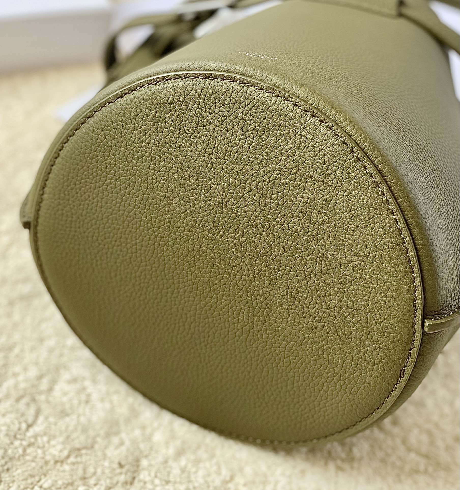 Ce**e small bucket bag
