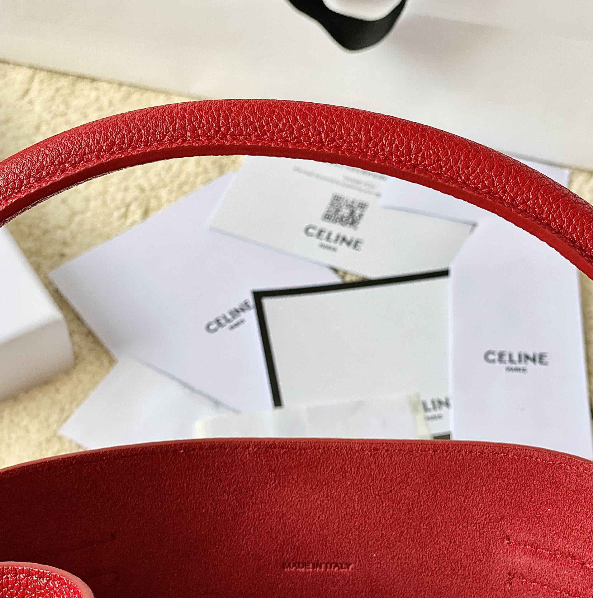 Ce**e small bucket bag