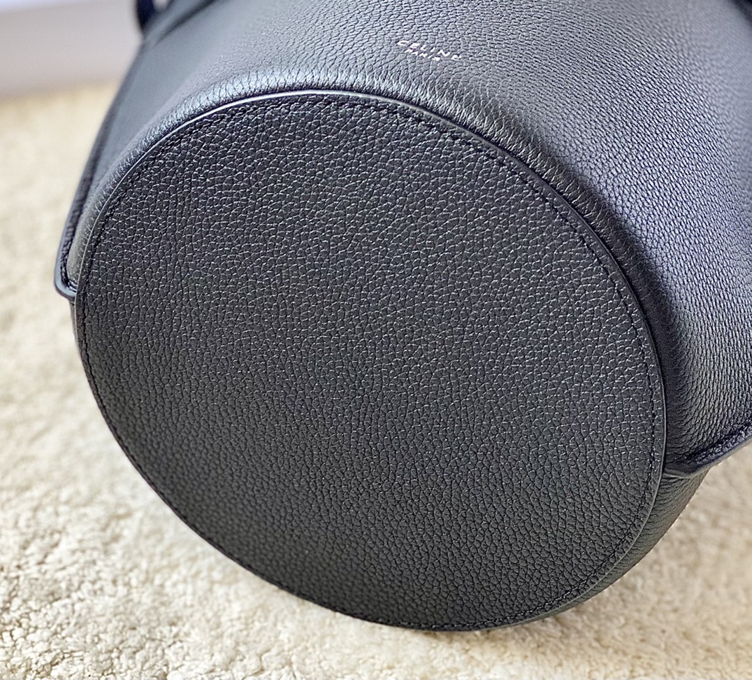 Ce**e small bucket bag