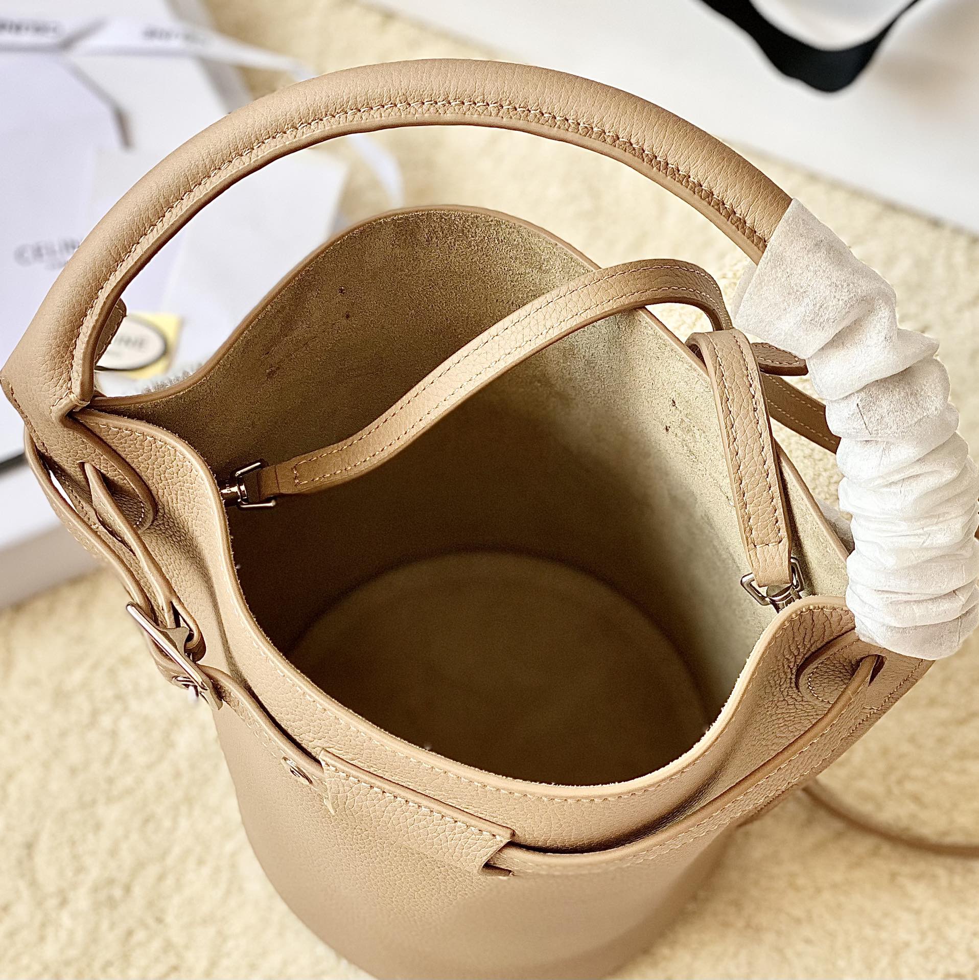 Ce**e small bucket bag